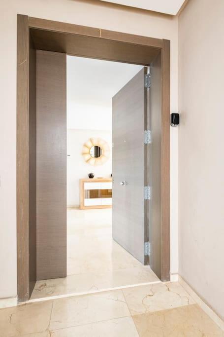 Luxury Prestigia Close To Champs De Course Parc Fez Eksteriør billede